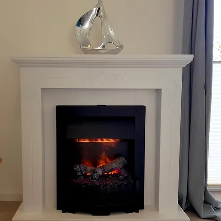 Modernes Ostseesegler Mit Direktem Meerblick An Der Ostsee