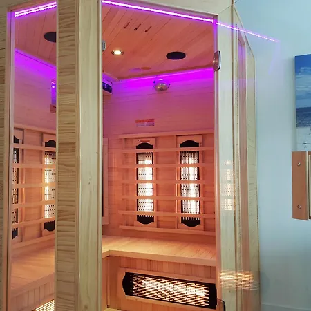 Modernes Ostseesegler Mit Direktem Meerblick An Der Ostsee * Glücksburg