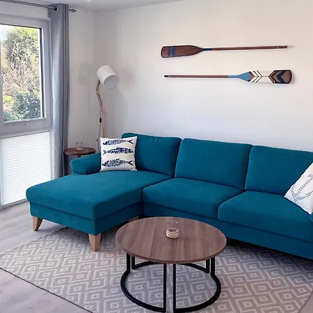 Modernes Ostseesegler Mit Direktem Meerblick An Der Ostsee Glücksburg