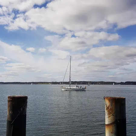 Modernes Ostseesegler Mit Direktem Meerblick An Der Ostsee * Glücksburg
