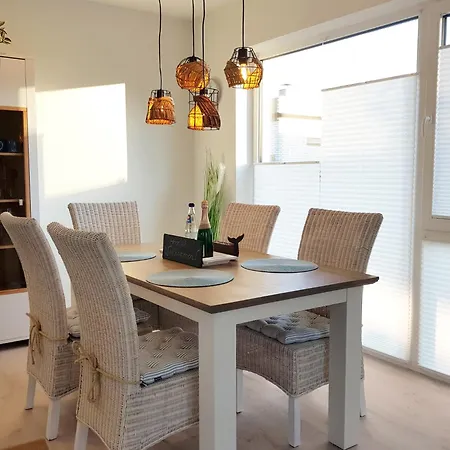 Modernes Ostseesegler Mit Direktem Meerblick An Der Ostsee * Glücksburg