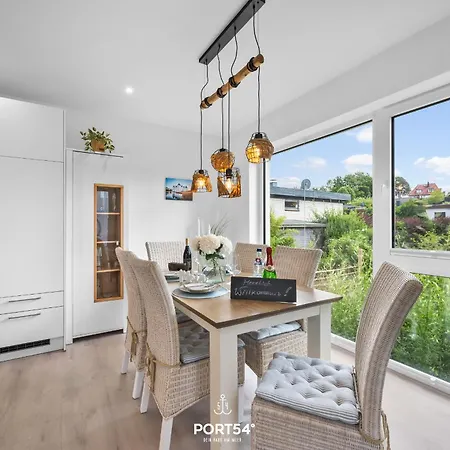 Hébergement de vacances Modernes Ostseesegler Mit Direktem Meerblick An Der Ostsee *