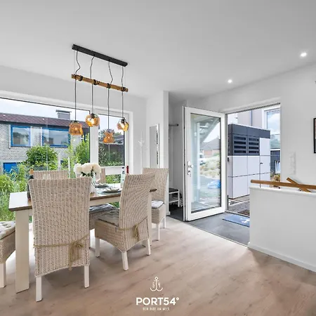 Hébergement de vacances Modernes Ostseesegler Mit Direktem Meerblick An Der Ostsee Glücksburg