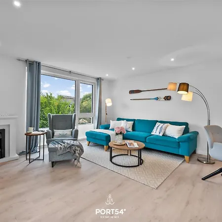 Modernes Ostseesegler Mit Direktem Meerblick An Der Ostsee * Glücksburg