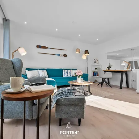 Modernes Ostseesegler Mit Direktem Meerblick An Der Ostsee Glücksburg